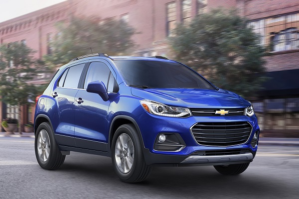 Chevrolet introduces a refreshed 2017 Trax – just 13 months after its U.S. introduction. The 2017 Trax delivers a new design, more technology and more active safety coming Fall 2016.
