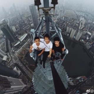 263米高樓自拍賺錢　中國「高空極限運動第一人」失手墜亡