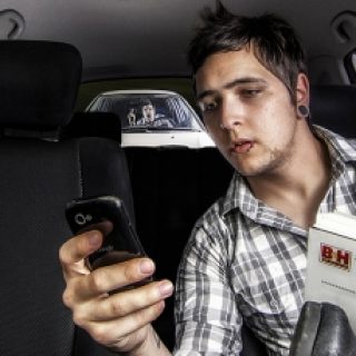 当地|亚城的司机请注意 佐治亚州第一个开车禁用手机的城市出炉了
