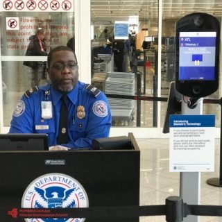 面部识别即将遍布全美机场 政府竟对数据使用无限制？