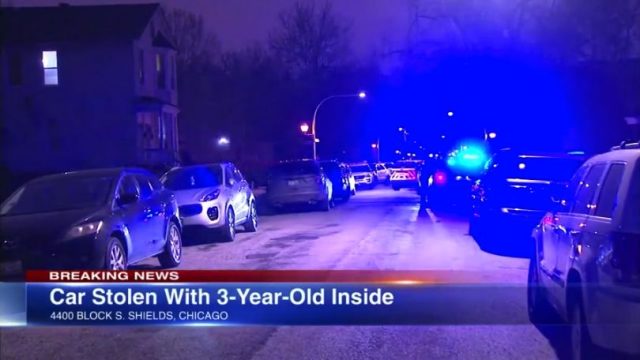 華人媽媽加油時，女兒連人帶車被劫走，芝加哥驚現驚險一幕