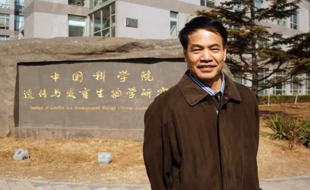 美国打压升级，著名华人生物学家李晓江教授实验室突遭美国关闭