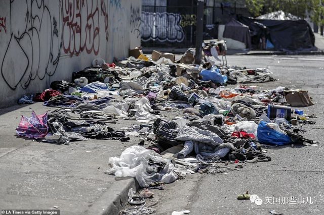 華人喜歡的城市變成這樣了！滿街流浪漢 垃圾堆成山 結果政府出這招兒！