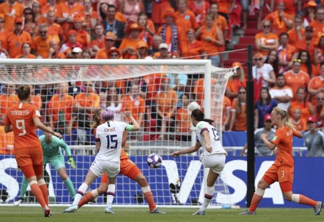 美国两球力克荷兰 四夺女足世界杯冠军