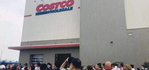 崩了！刷三觀！網癱路堵，警員緊急出動，Costco開業半天被迫緊急關門，不是購物，是來送命