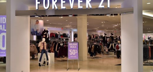 Forever 21宣布破產 是零售實體店衰敗還是消費者口味變了？