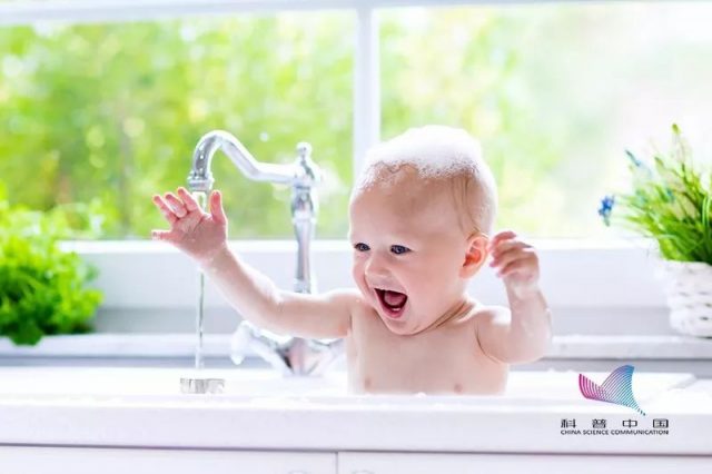 冬天多久洗一次澡最好？先洗頭還是先洗臉？原來這些年都錯了…