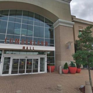 亚特兰大一郊区购物中心发生枪击事件致1伤 嫌犯在逃