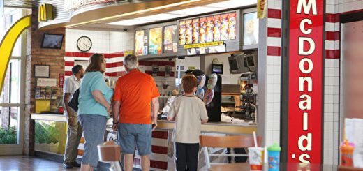 趣事！美国男子的麦当劳汉堡变木乃伊 放20年不坏