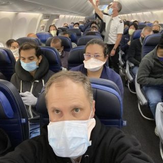 6名华人坐飞机回国感染 登机前阴性 落地后阳性 全机187人隔离 航班熔断!