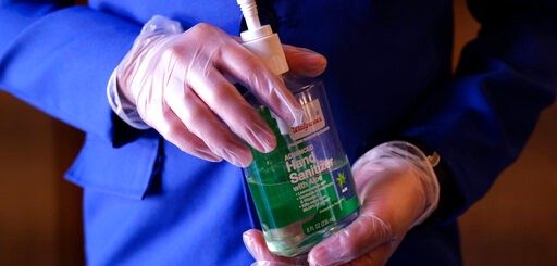 吞咽洗手液事件频发！CDC警告:可能致痉挛,失明,甚至死亡