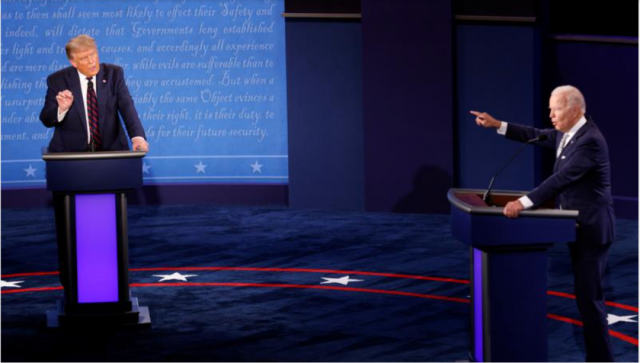 “你傻逼！你闭嘴！” 俩老人口水战 美总统大选首场辩论混乱中落幕