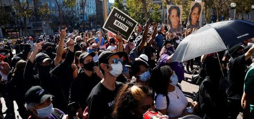 大選還沒結束，雙方已經亂了！舊金山集會抗議推特審查，遭反川普者圍攻，6人受傷！
