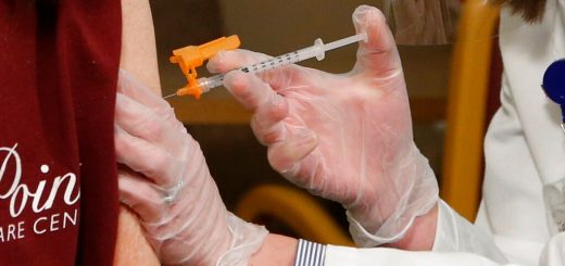CDC委员会做出建议 这些人将会第二、第三批接种疫苗