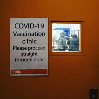 辉瑞疫苗2人过敏! 北美华人女护士亲述接种经历 说的话引赞无数!
