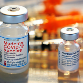 美国: Moderna疫苗不符合加强剂接种标准! 原因有惊喜 华人接种者乐了!