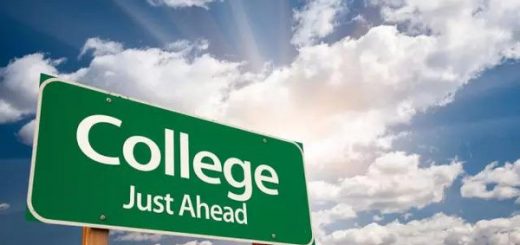 注意！哈佛標化可選延長4年，華人學生在申請大學應做好哪些學業規劃？