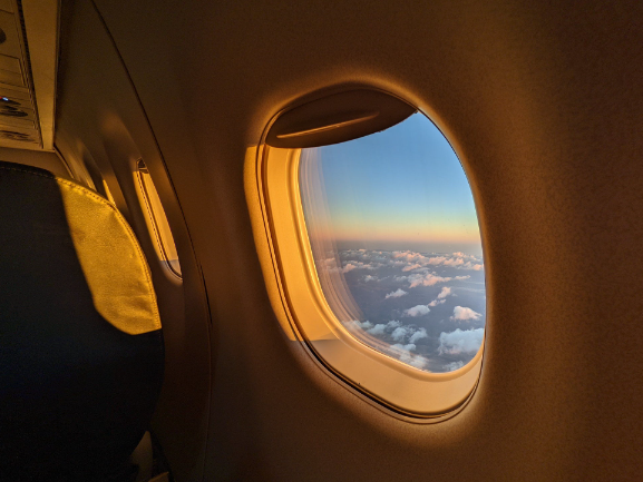 不想付房租!美一男子每周搭飞机上课 一年仅花这个数