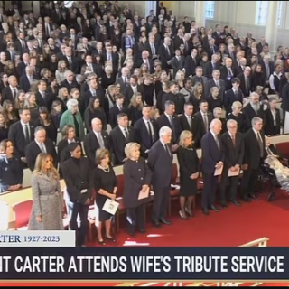 再见，爱人！99岁卡特现身亡妻葬礼，美国所有“第一夫人”到场！